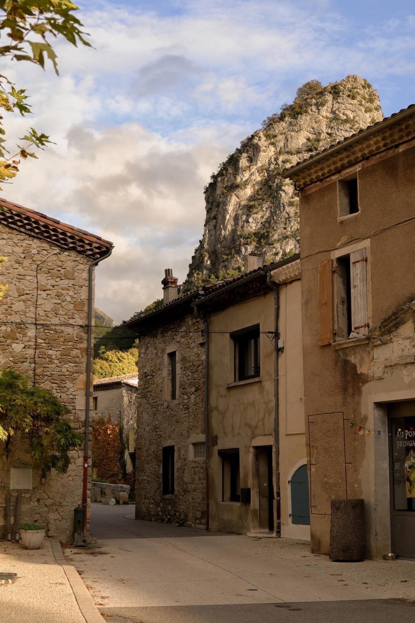 Les Appartements Du Saint Thiers, La Provence Dans Un Coin De La Drome Et L'Esprit D'Une Maison D'Hotes A Saou Zewnętrze zdjęcie