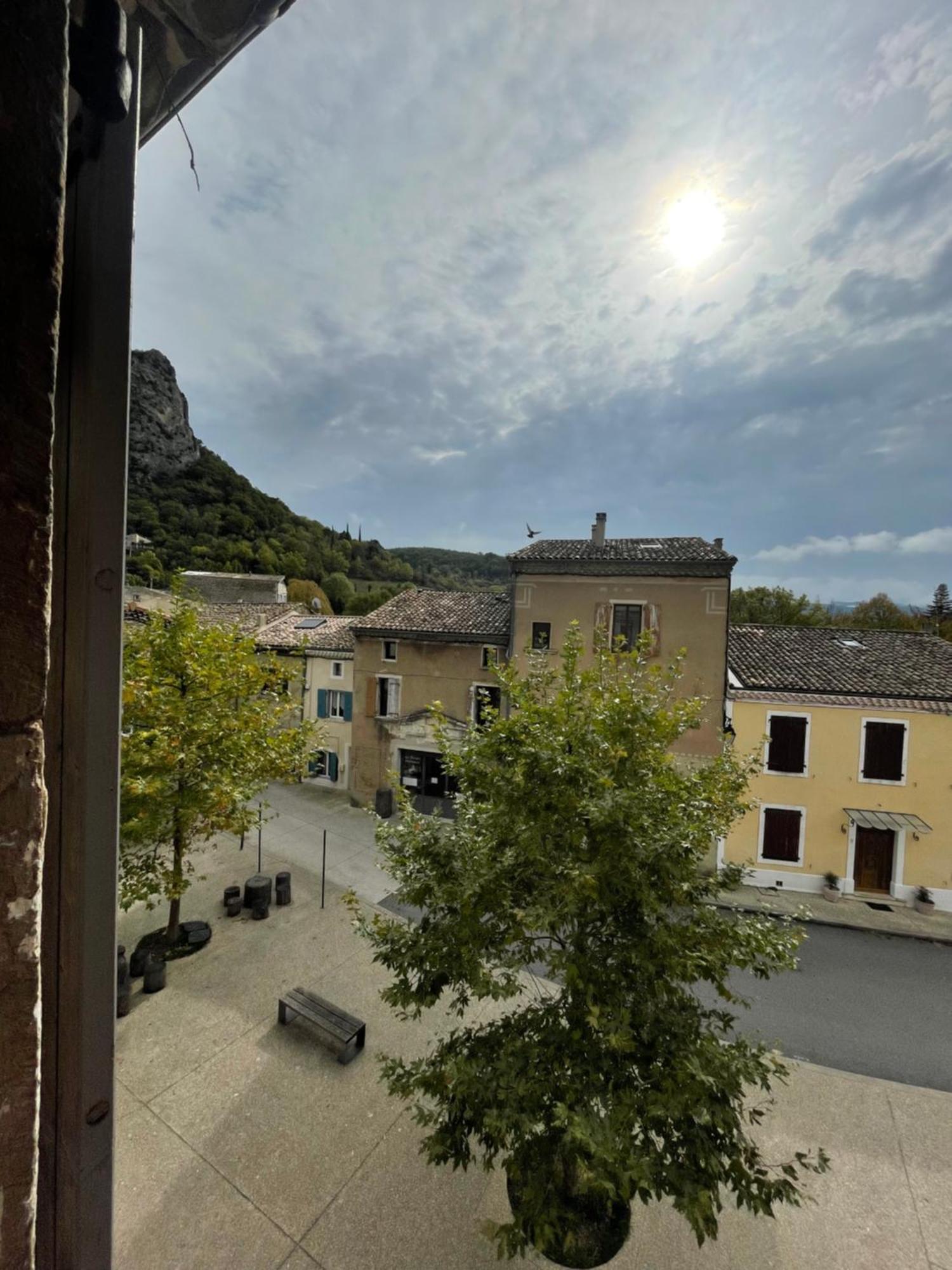 Les Appartements Du Saint Thiers, La Provence Dans Un Coin De La Drome Et L'Esprit D'Une Maison D'Hotes A Saou Zewnętrze zdjęcie